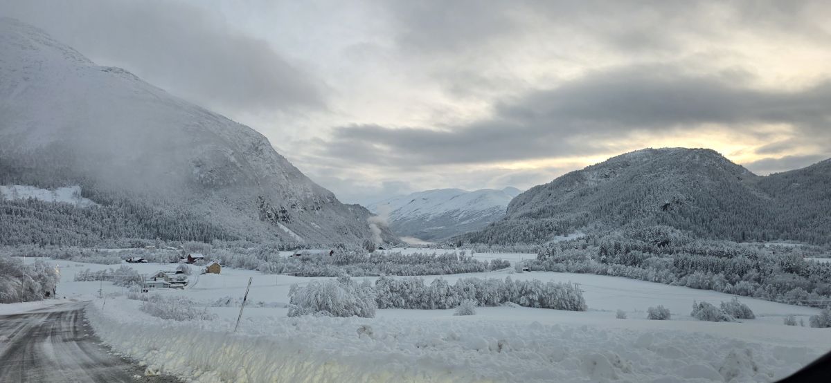 写真家 Nilias、Ålvundの天気写真 - Weawow