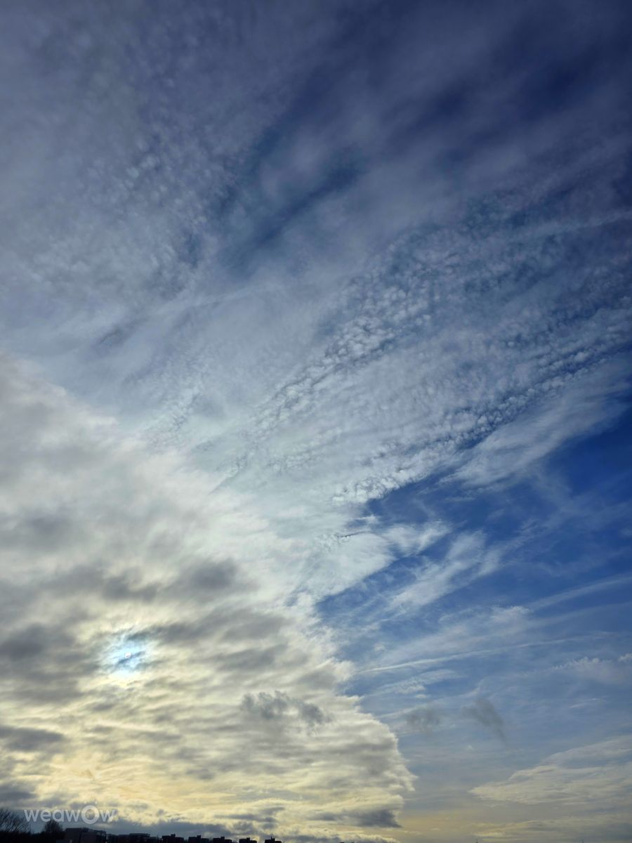 写真家 Seni、Velbertの天気写真 - Weawow