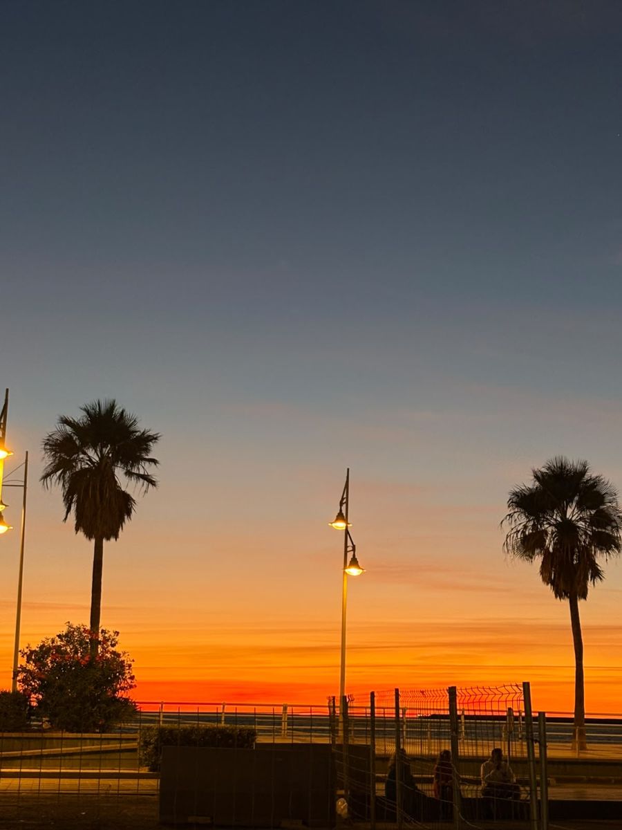 Weather forecasts with beautiful photos by UnPortuense