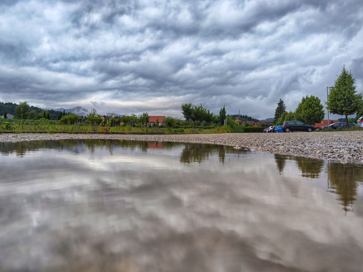 Weather Photos in Slovenia. Weather forecasts with beautiful photos by ilgam