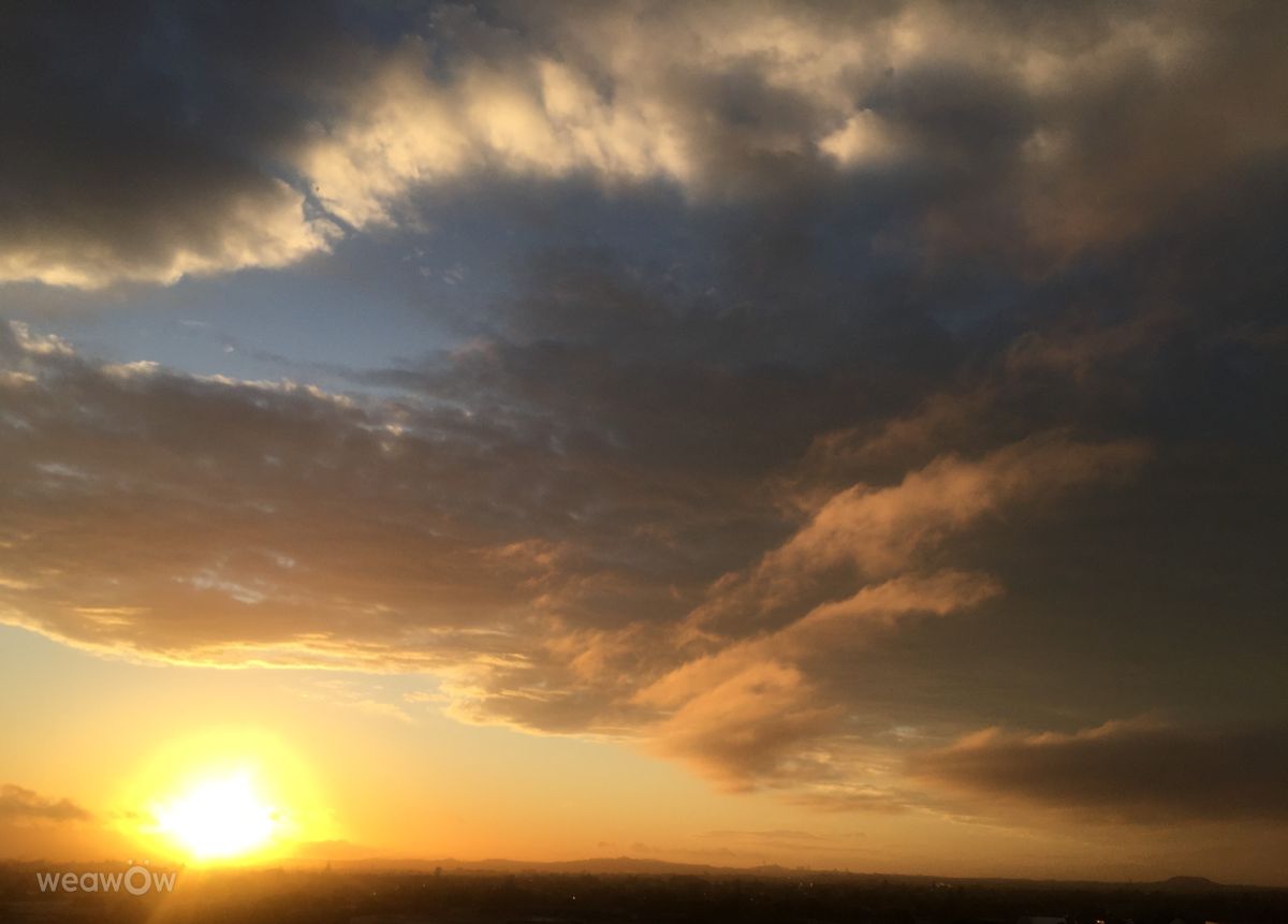Weather forecasts with beautiful photos by Cloudscapes