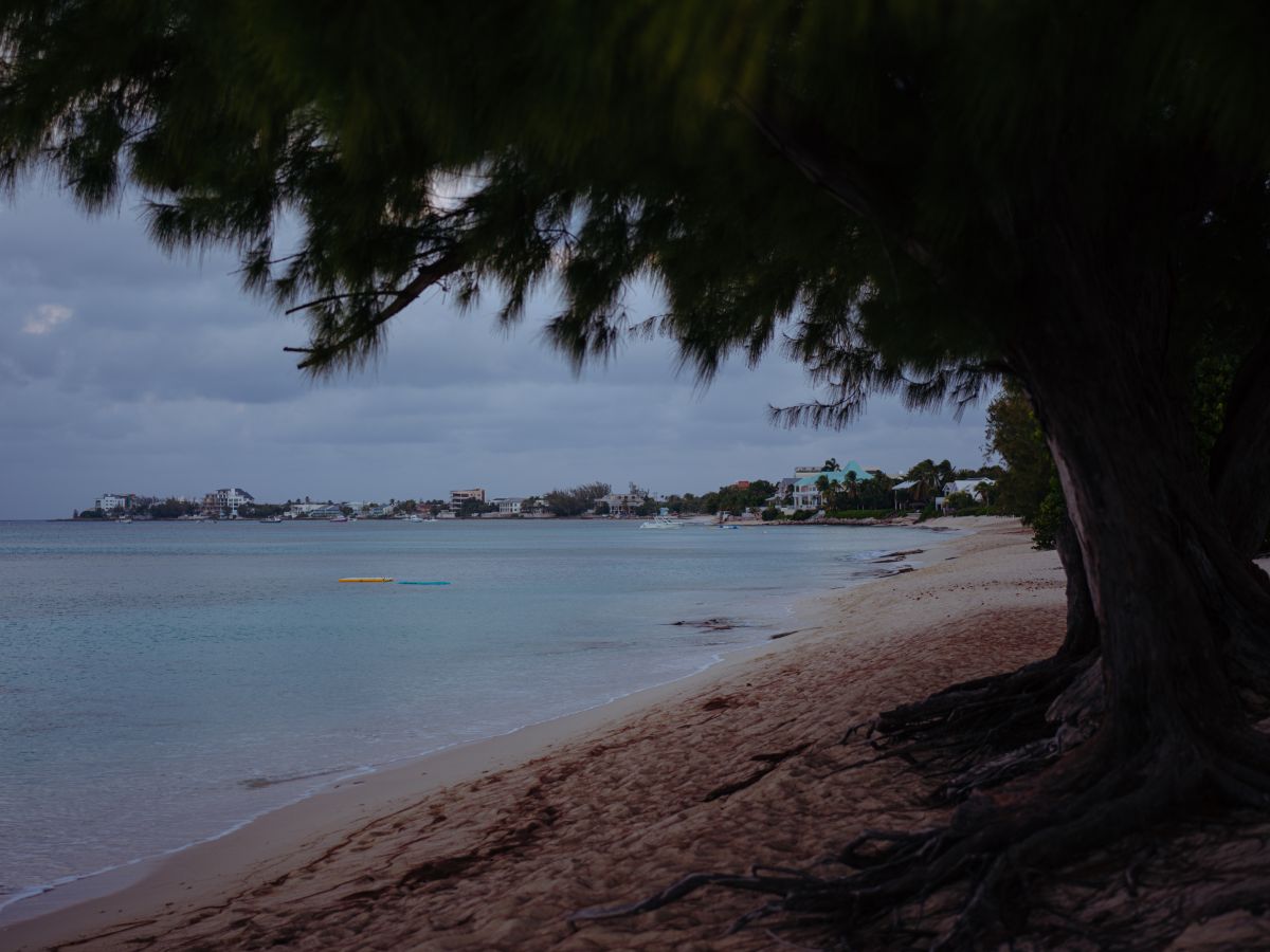 Weather Photos in Cayman Islands. Weather forecasts with beautiful photos by argrig