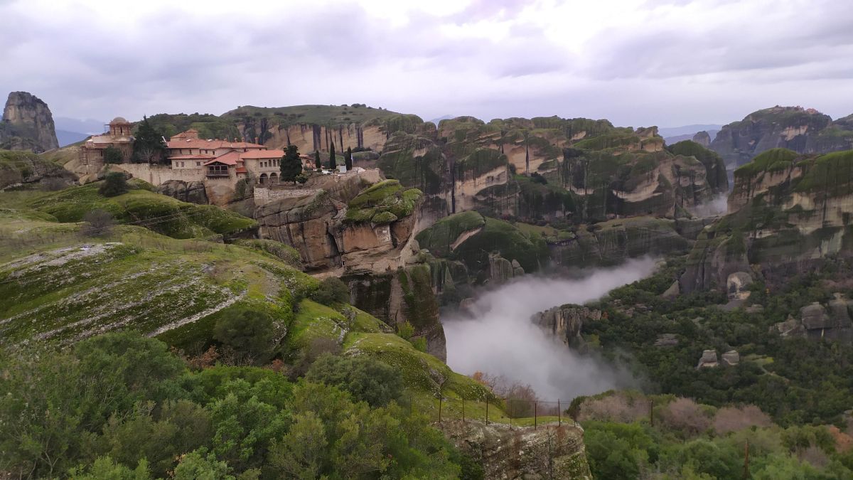 Weather Photos in Thessaly. Weather forecasts with beautiful photos by atomo