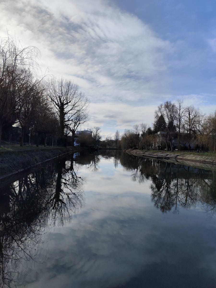 Wettervorhersagen mit schönen Fotos von Lupsaman