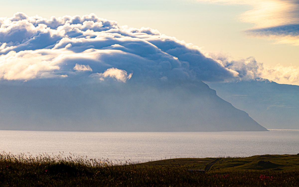 Weather forecasts with beautiful photos by VH-Photos