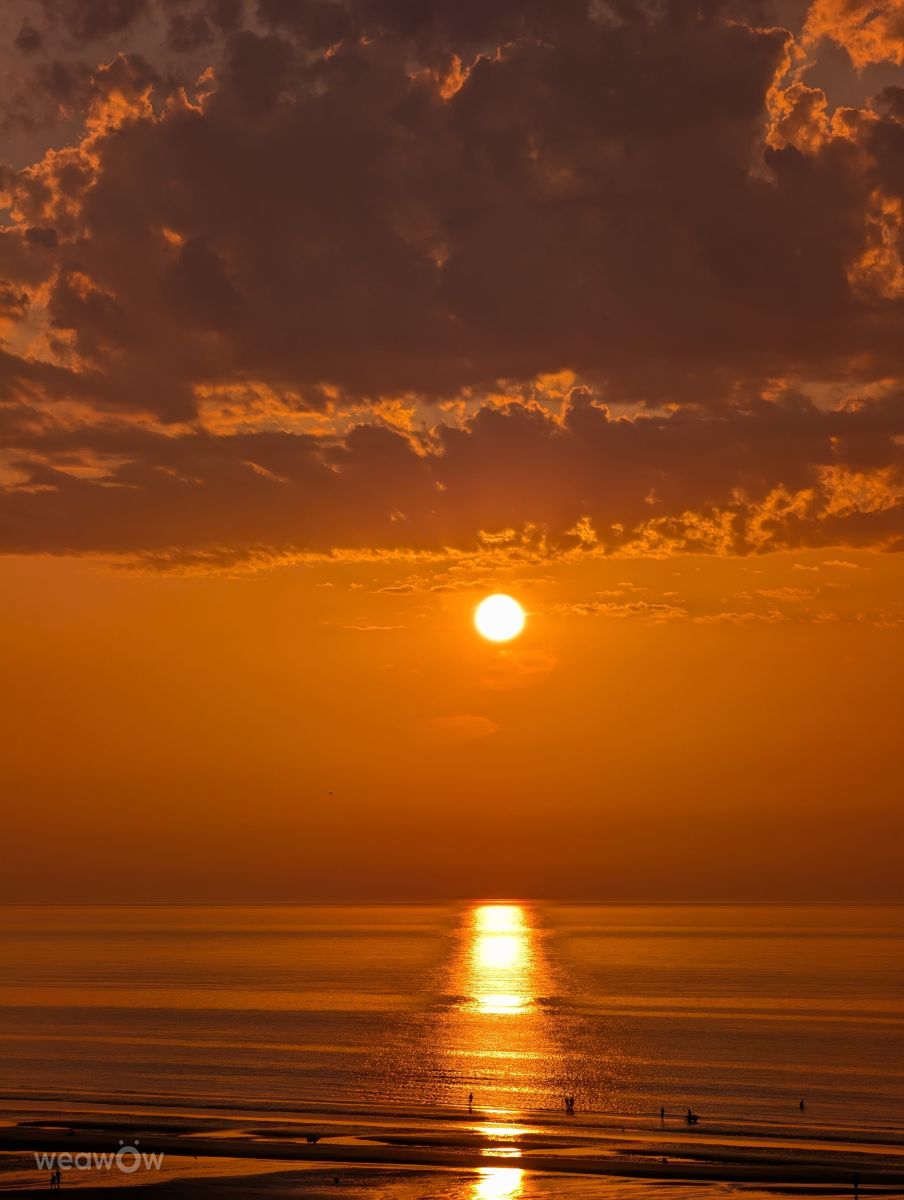 Weather forecasts with beautiful photos by Frédérick