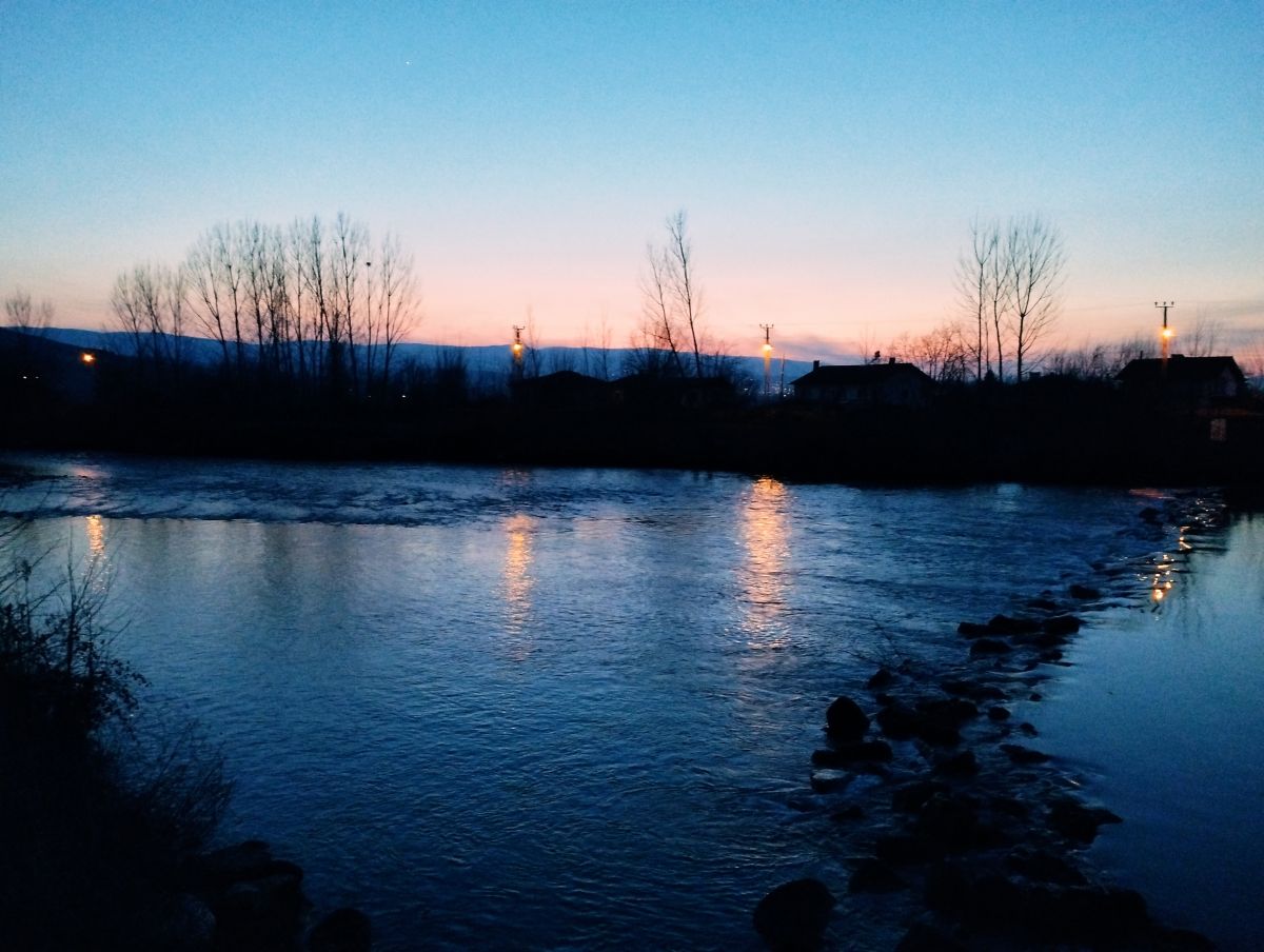 Photographer Atakancry, Weather Photos in Tepekışla - Weawow