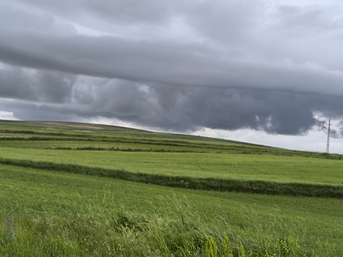 Weather forecasts with beautiful photos by Cankat