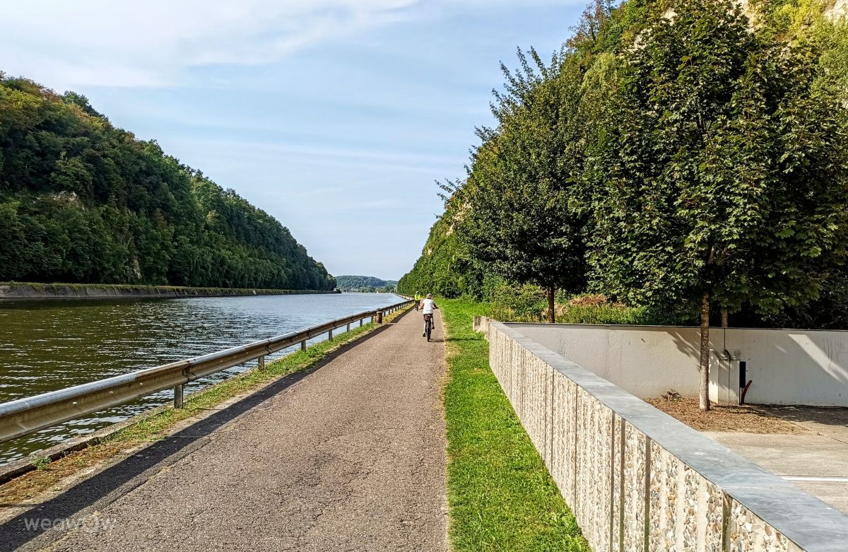 Weather forecasts with beautiful photos by JurJo