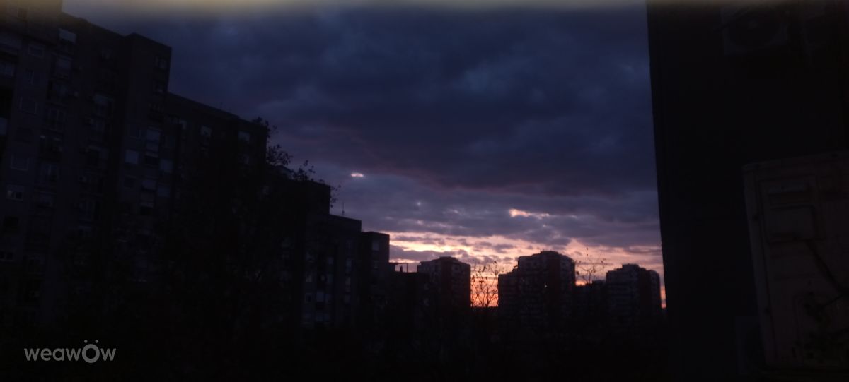 摄影师 Boban，Novi Beograd的天气照片 - Weawow