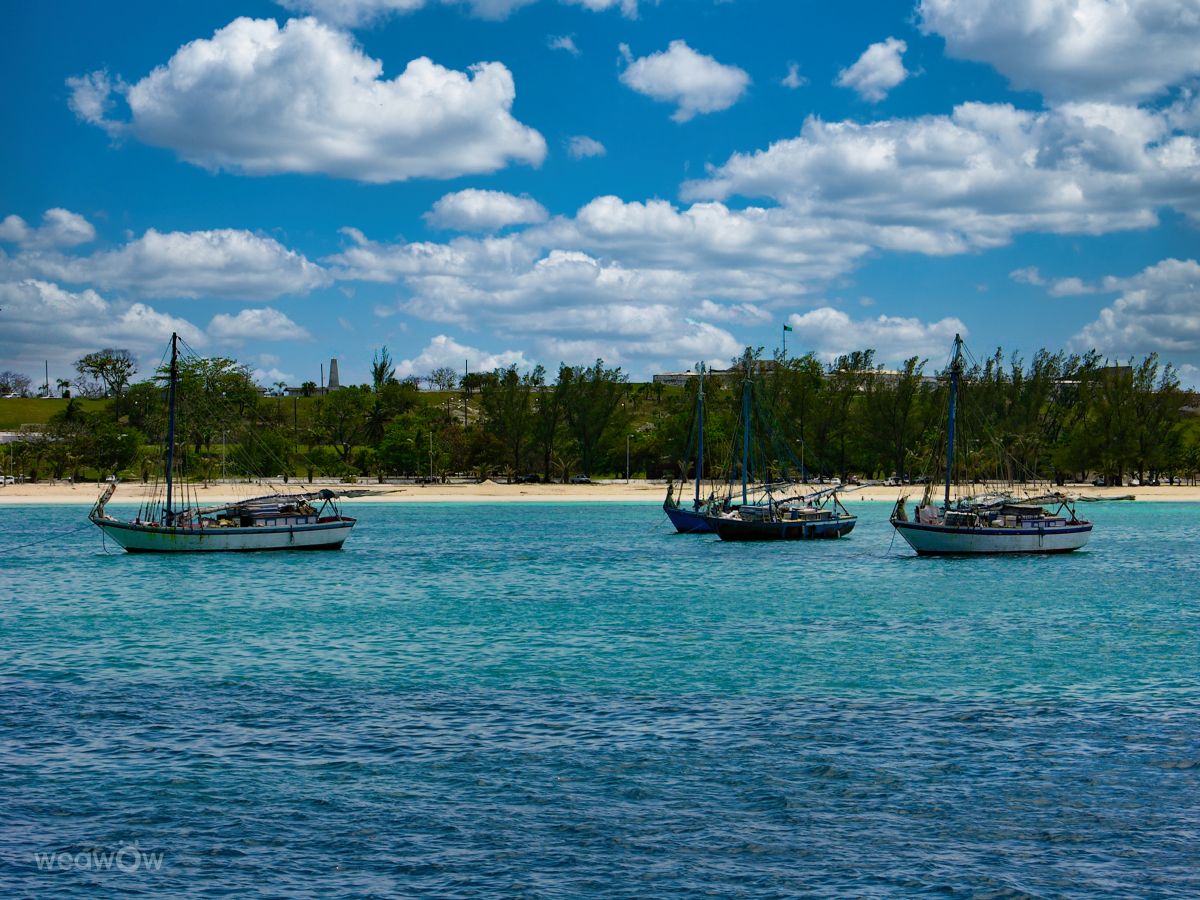 Weather Photos in Bahamas. Weather forecasts with beautiful photos by GrainyBlues
