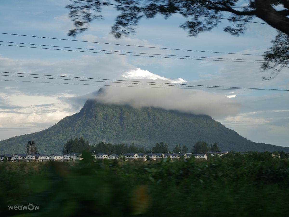 Weather forecasts with beautiful photos by citrusgraphs