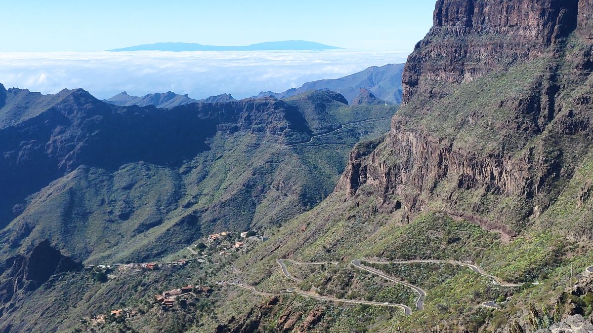 Weather Photos in Los gigantes. Weather forecasts with beautiful photos by newgen