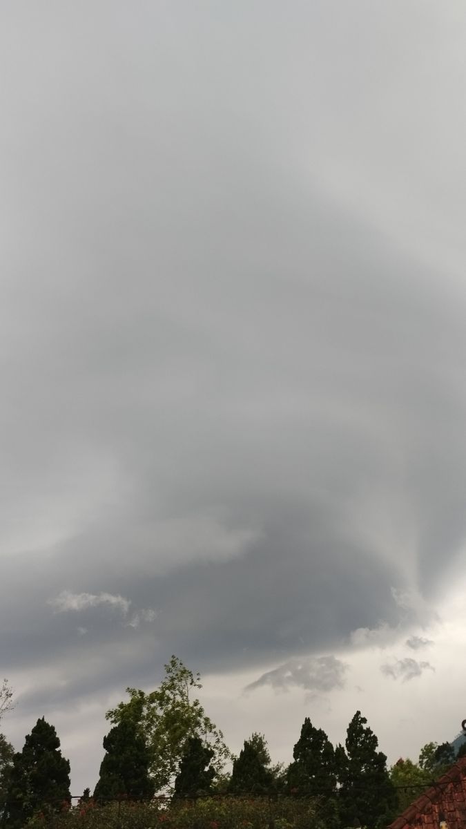 Weather Photos in Indonesia. Weather forecasts with beautiful photos by rgunawans