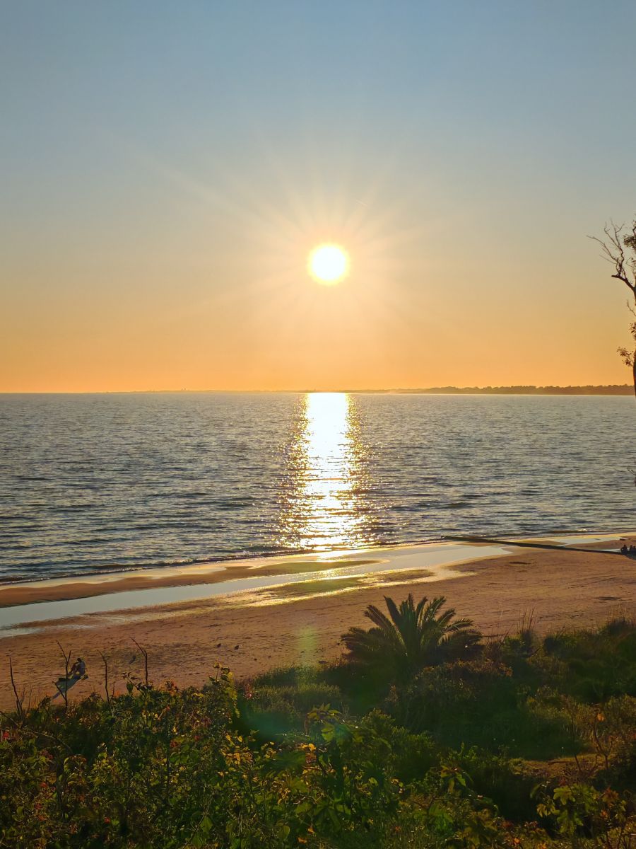Weather forecasts with beautiful photos by JavierO2809