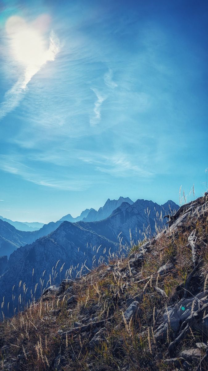 Weather forecasts with beautiful photos by Asarii