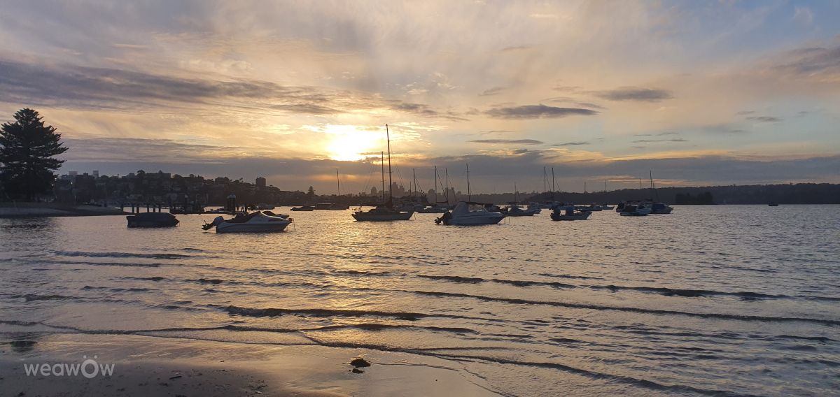 Weather forecasts with beautiful photos by LyndaLouise