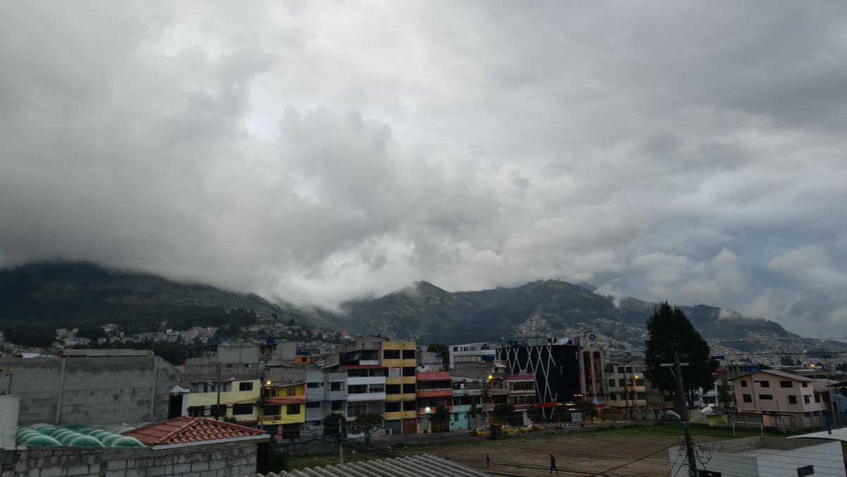 Weather Photos in Ecuador. Weather forecasts with beautiful photos by julionazari