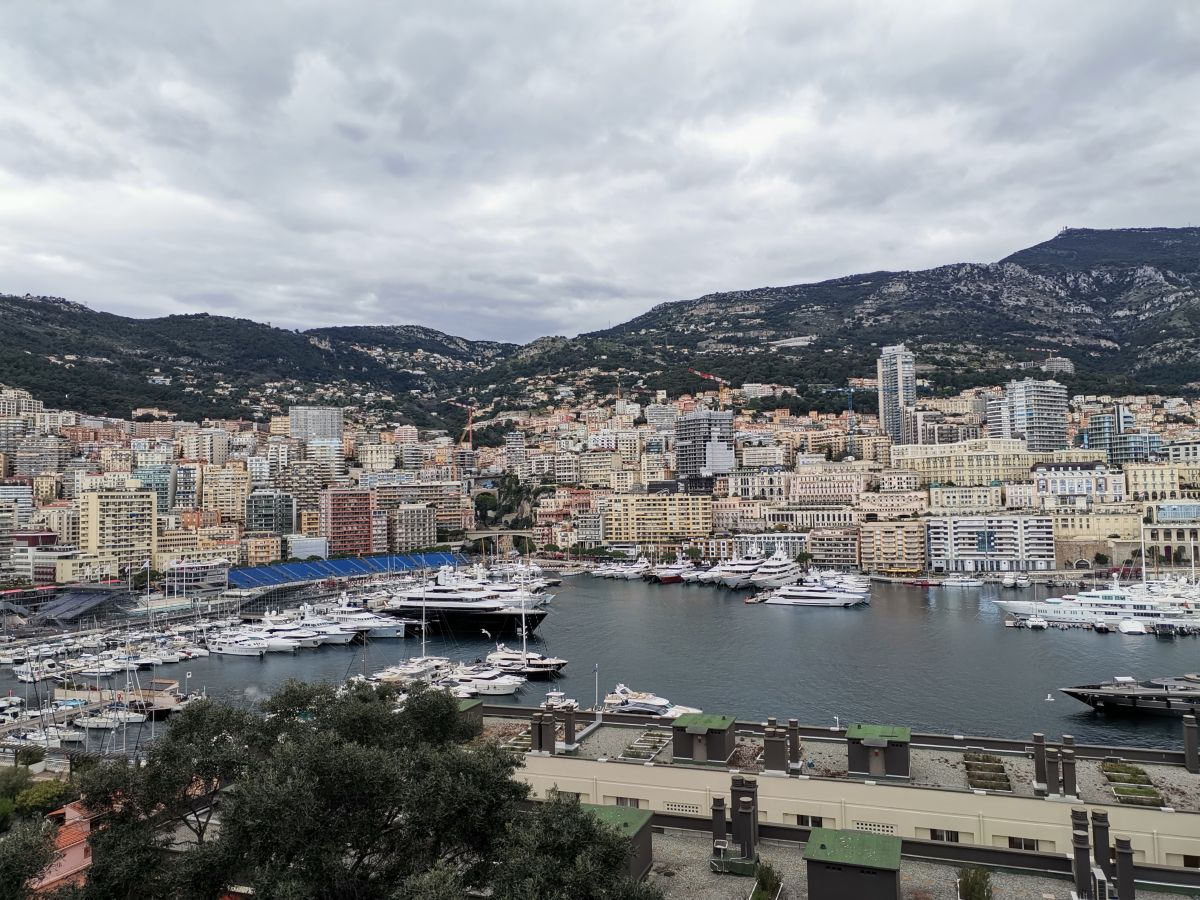 Weather Photos in Monaco. Weather forecasts with beautiful photos by NikolayPaunchev