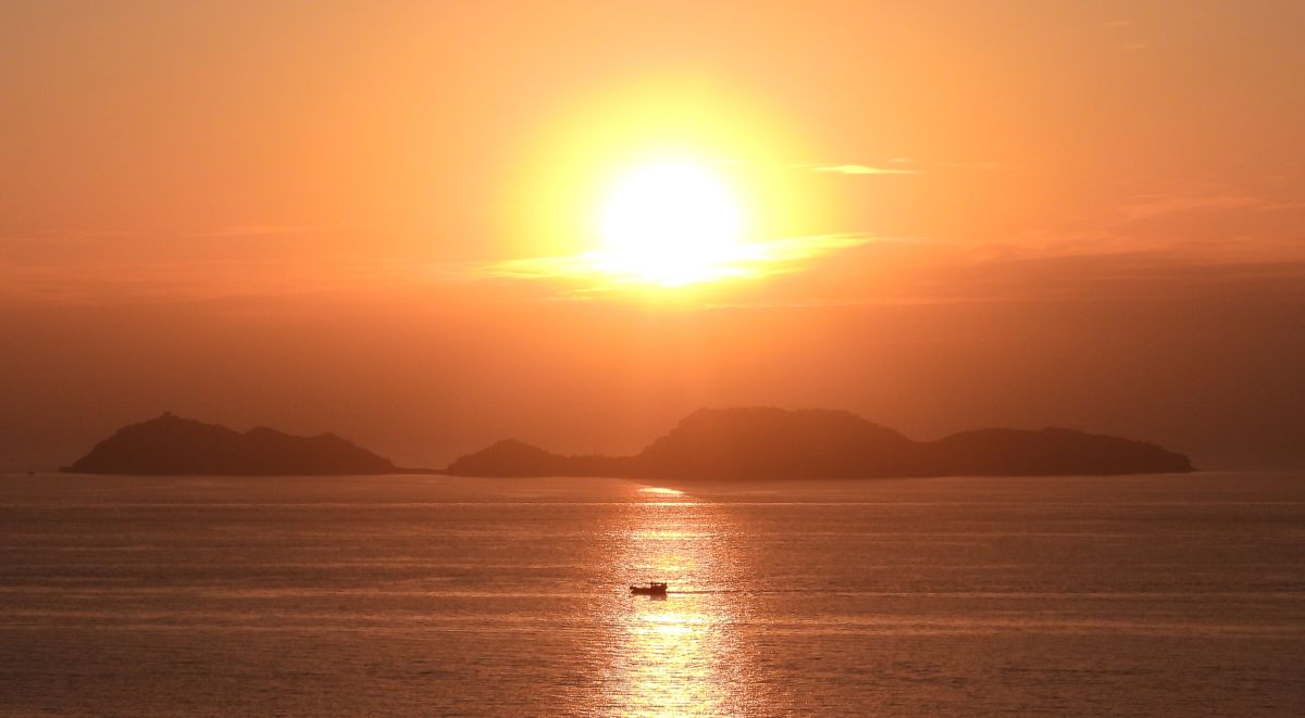 Weather forecasts with beautiful photos by Ensign_Lau