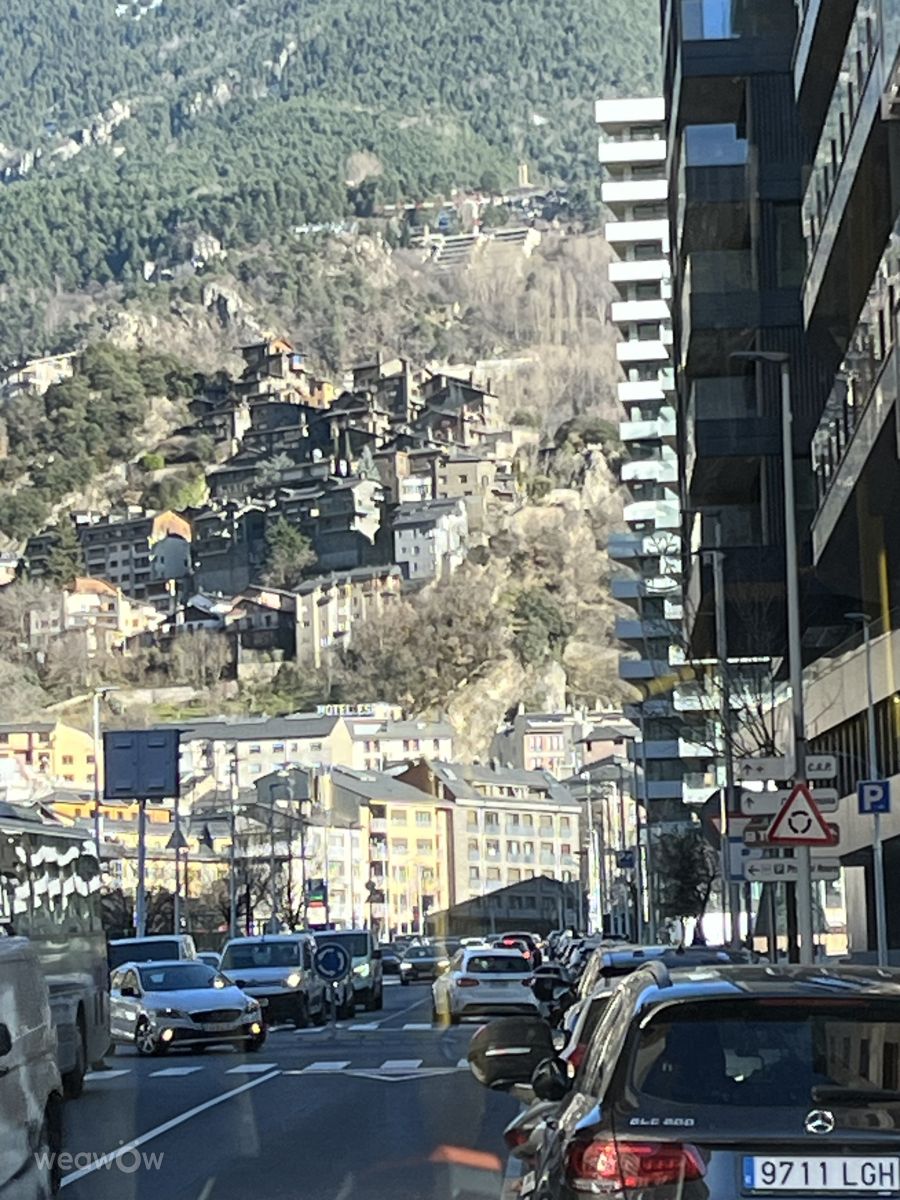 Weather Photos in Andorra. Weather forecasts with beautiful photos by mrMarmaduke