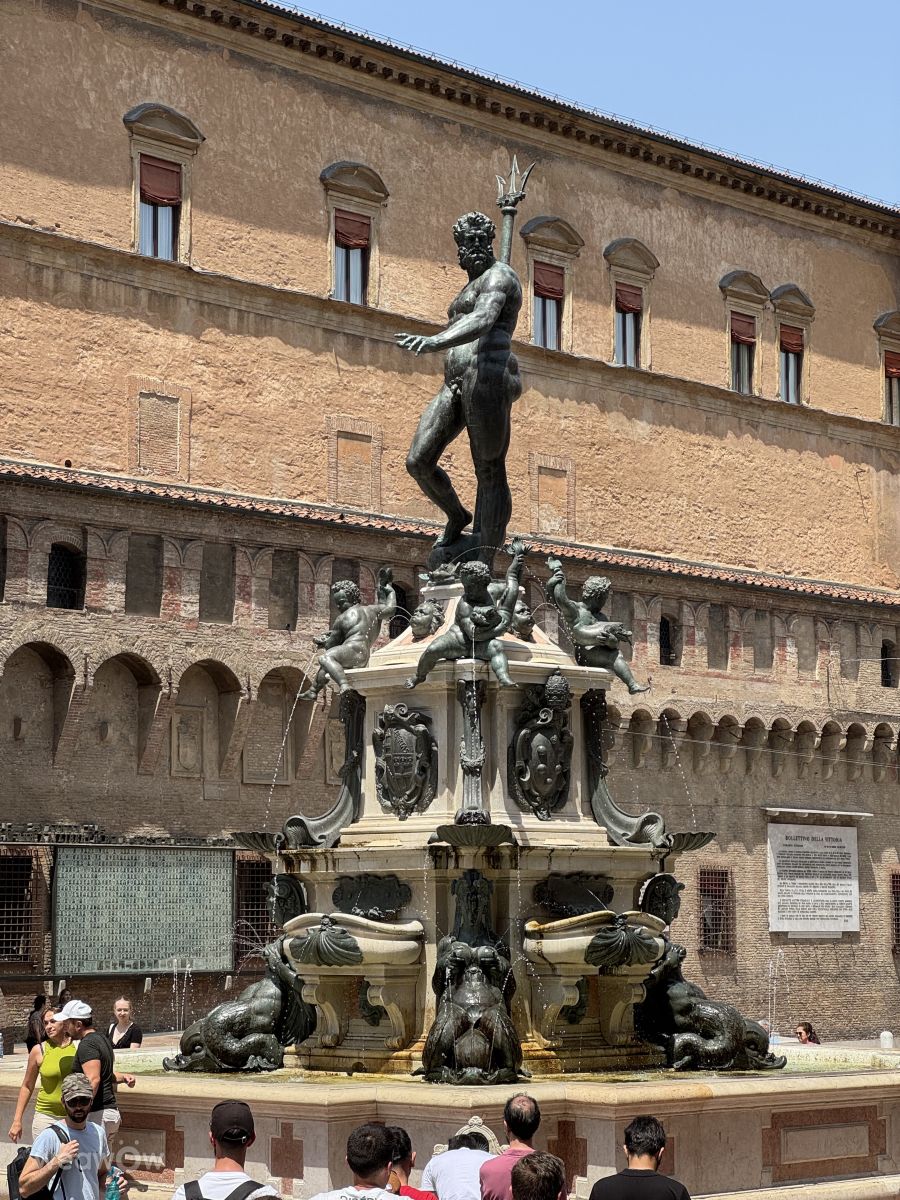 Photographer Oggy, Weather Photos in Bologna - Weawow