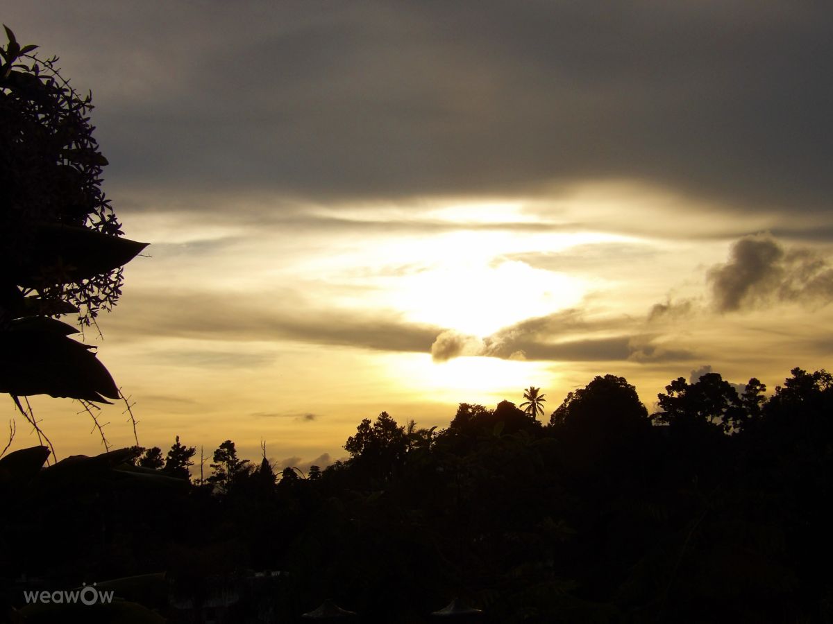 Weather forecasts with beautiful photos by lcruz23