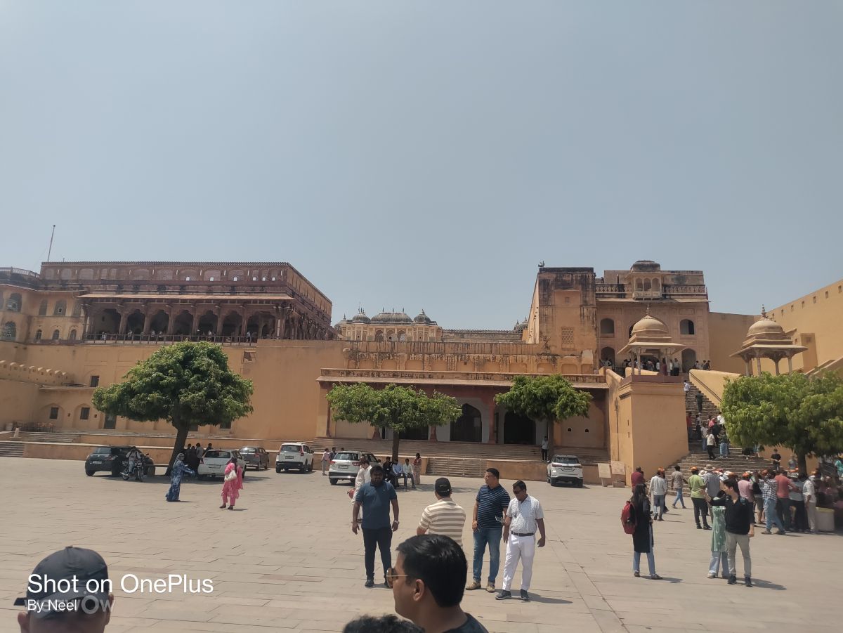 Weather Photos in Amber. Weather forecasts with beautiful photos by Blulotus