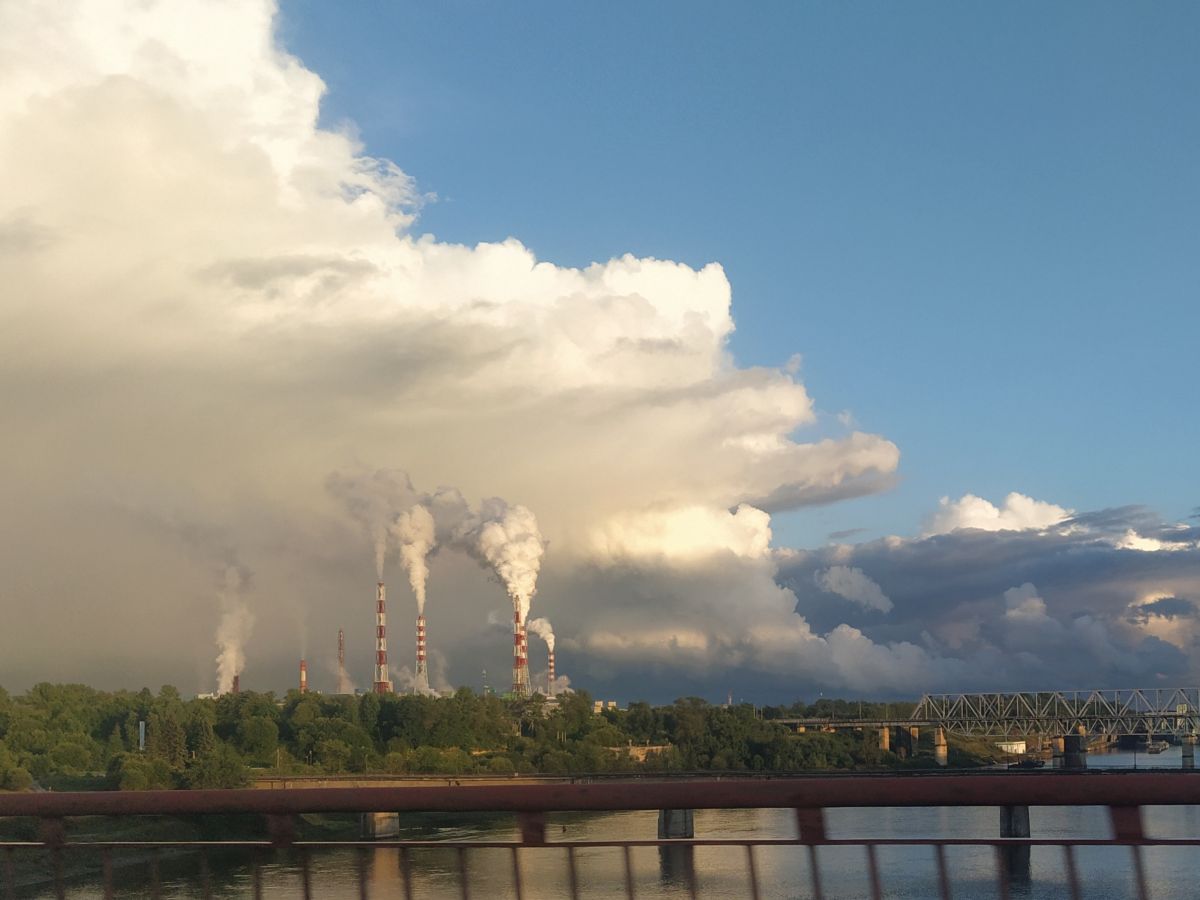 ヴォルホフの天気写真. Flying_Pieの美しい写真による天気予報