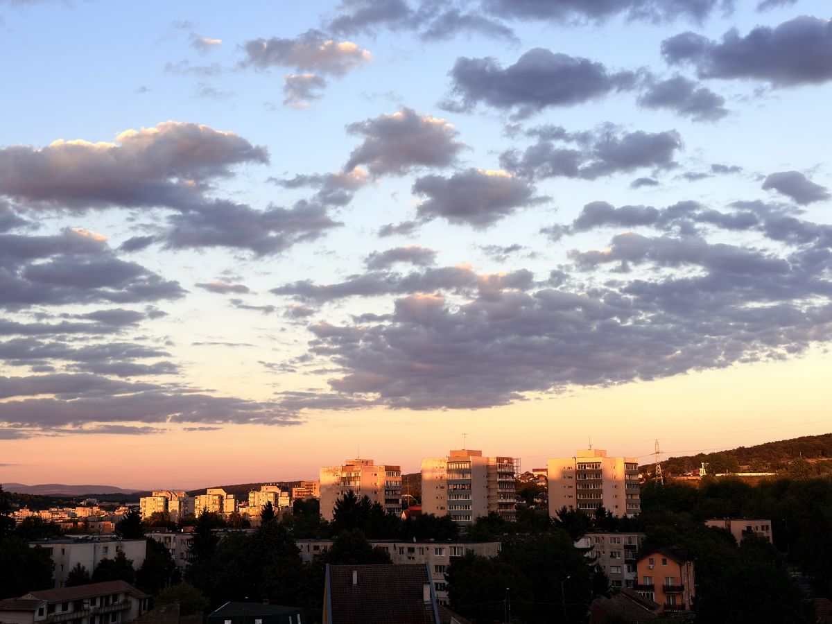 Weather Photos in Mureș County. Weather forecasts with beautiful photos by titusC