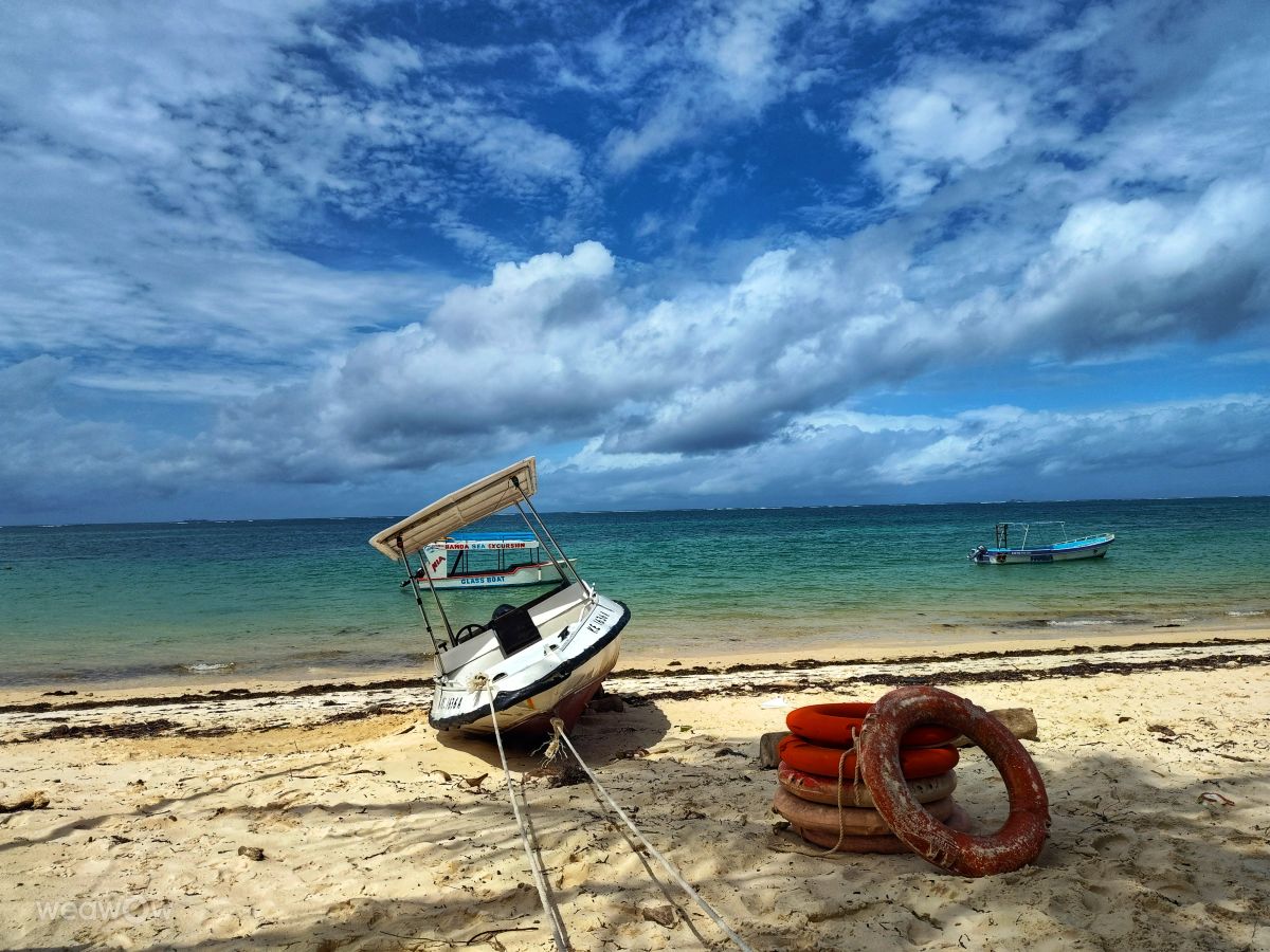 Weather forecasts with beautiful photos by Wakarima