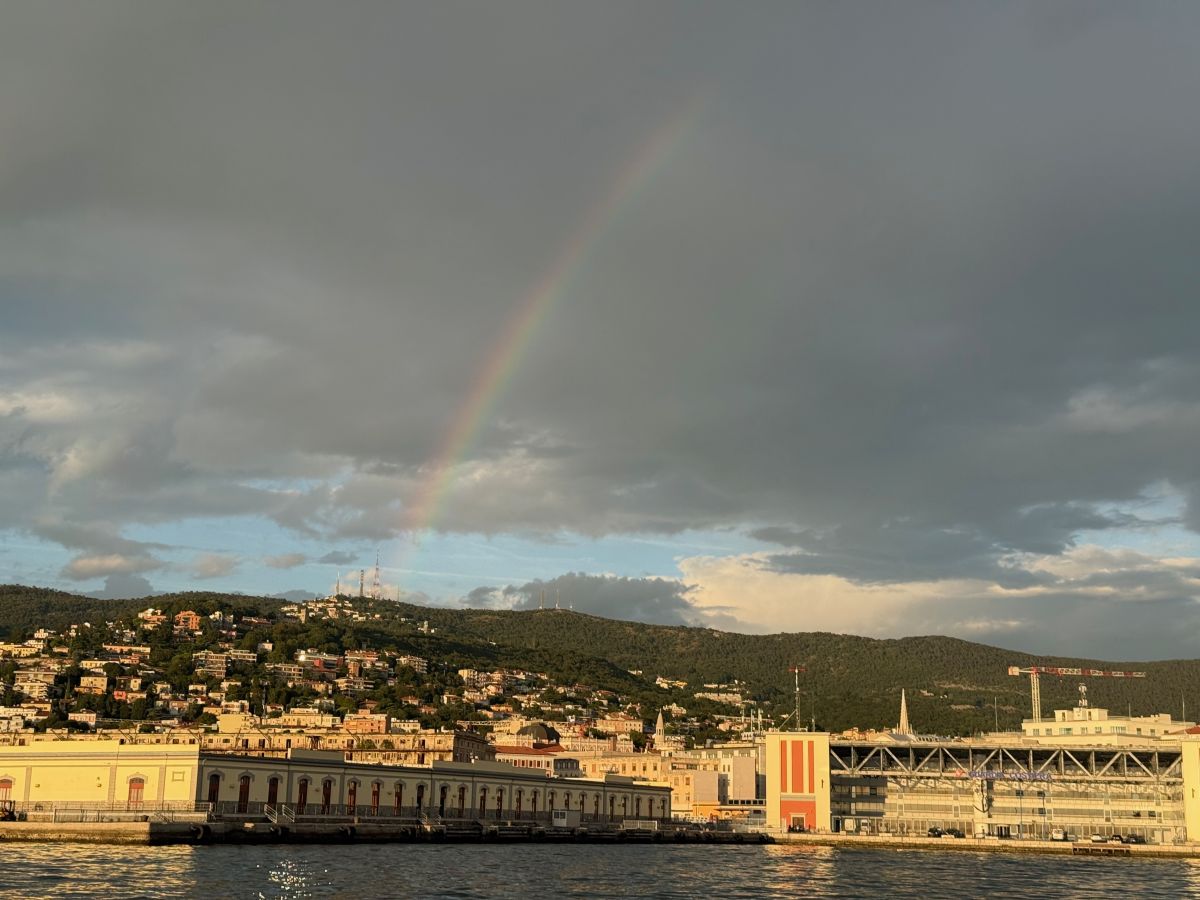 Weather forecasts with beautiful photos by Sischmi