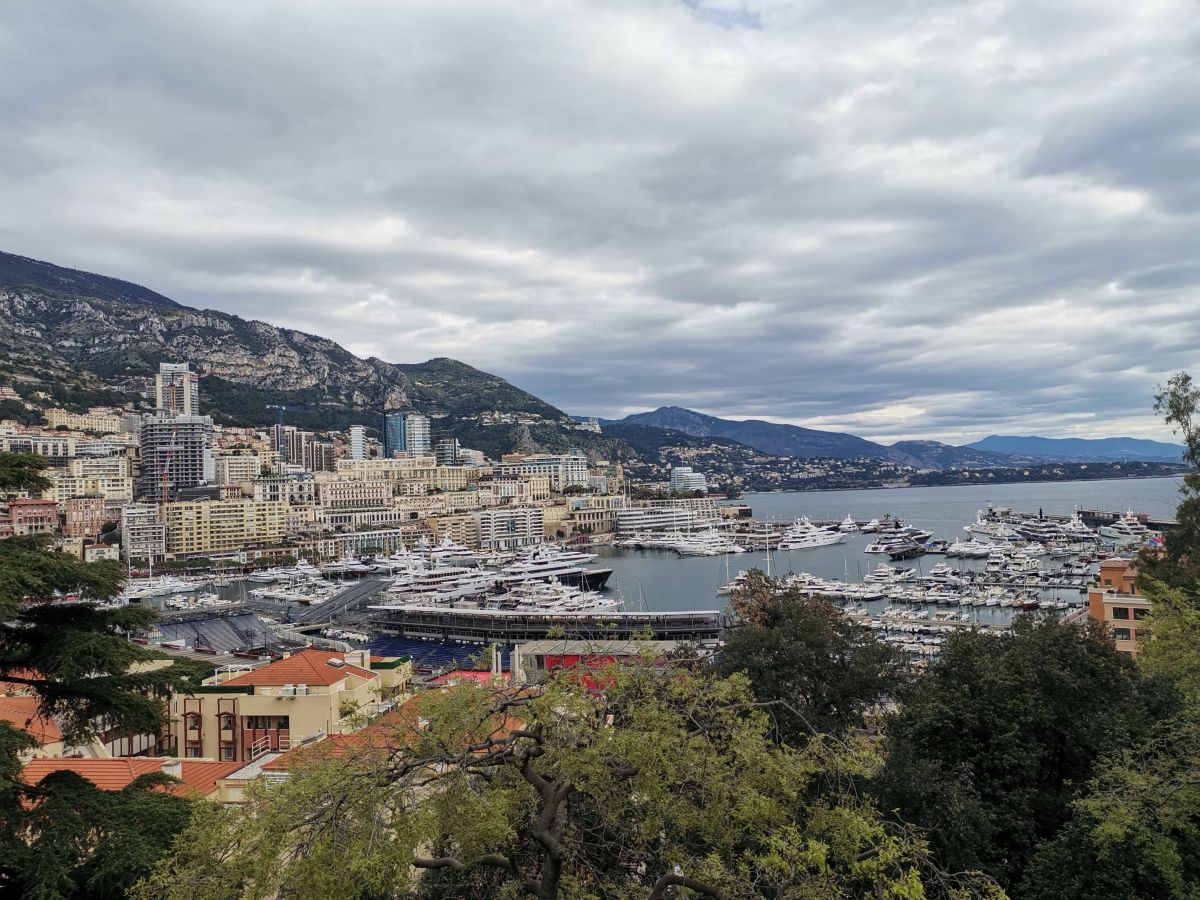 Weather Photos in Monaco. Weather forecasts with beautiful photos by NikolayPaunchev