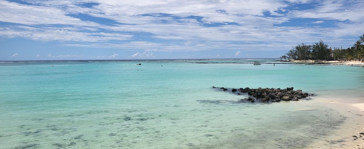 Weather Photos in Mauritius. Weather forecasts with beautiful photos by Bobby Bukacek