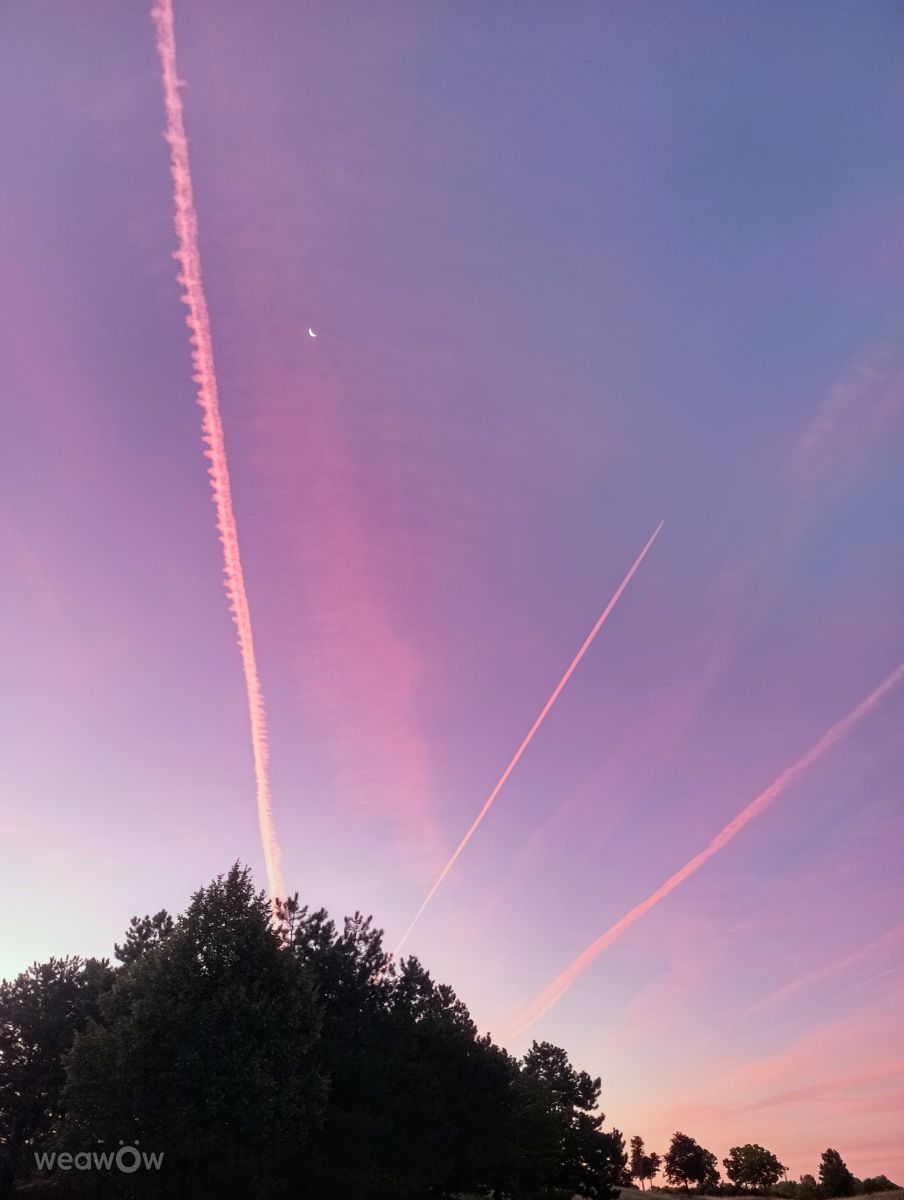 Weather Photos in Oberwaltersdorf. Weather forecasts with beautiful photos by Kripo
