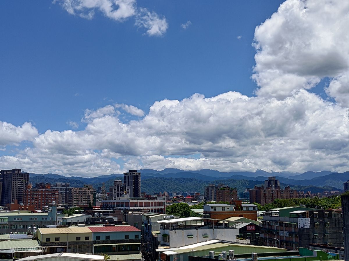 Weather Photos in Taiwan. Weather forecasts with beautiful photos by G_H