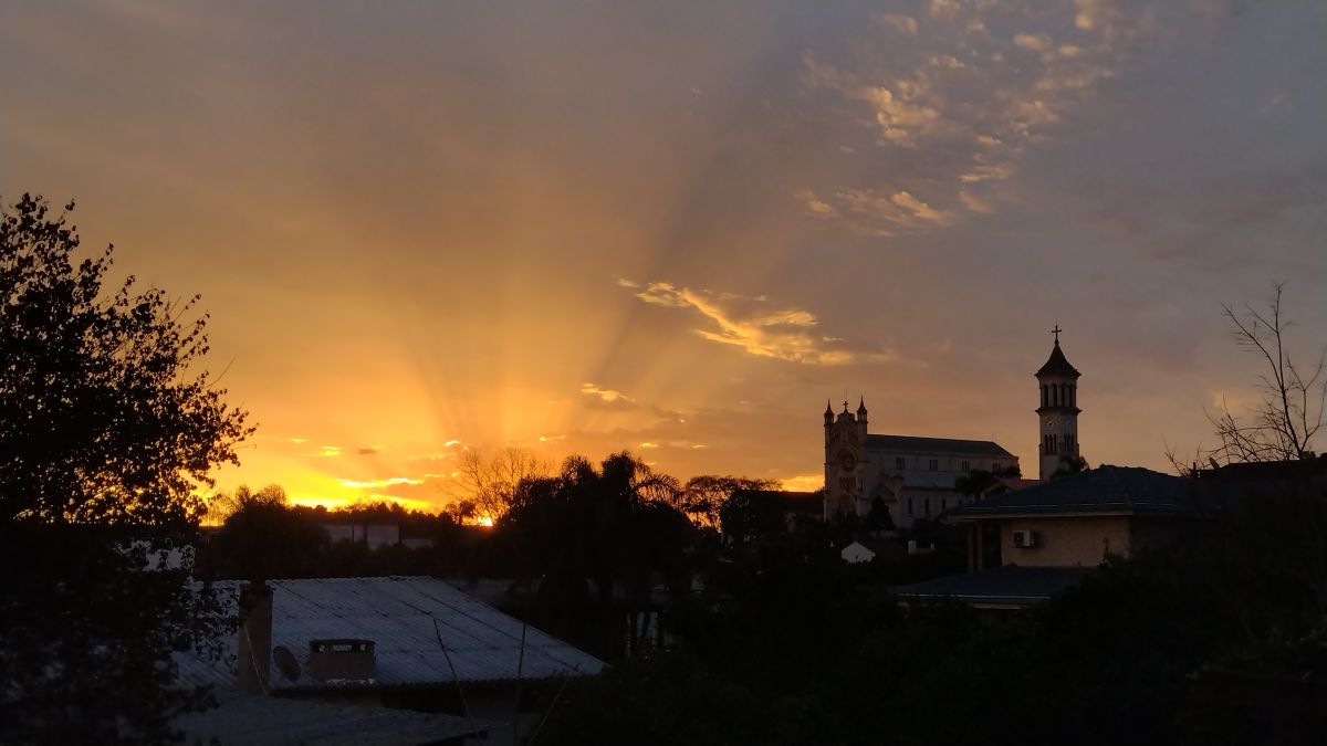 维亚芒的天气照片. 天气预报，带Jonas精美的照片