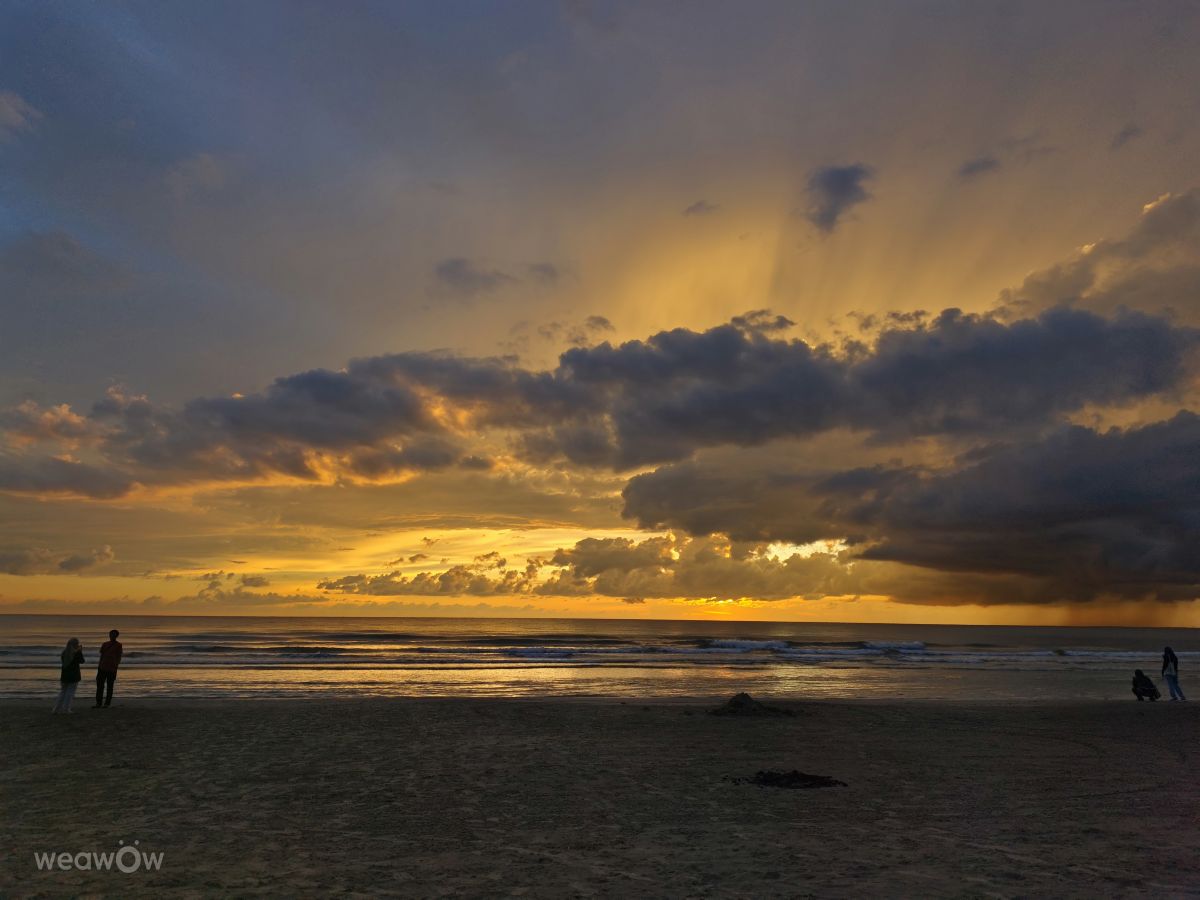 Weather forecasts with beautiful photos by Tenchi