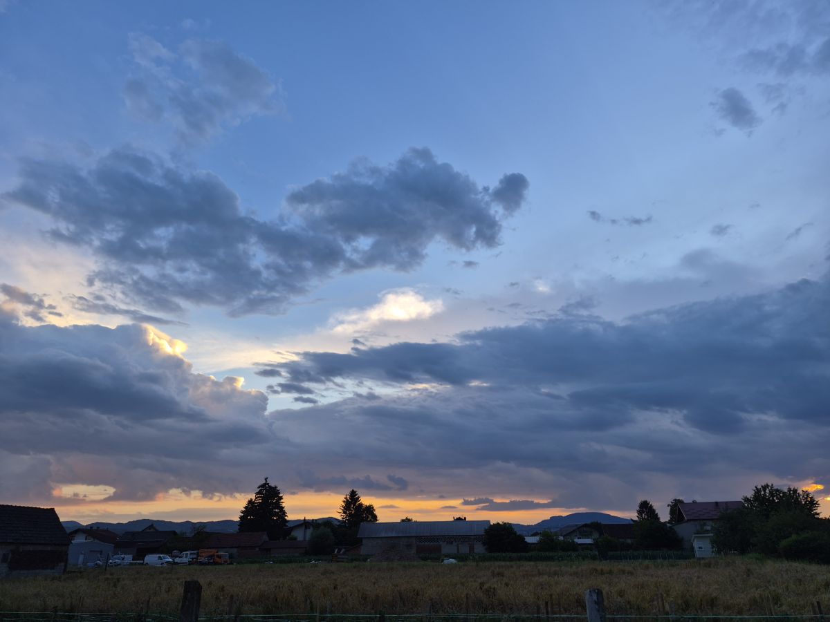 Weather forecasts with beautiful photos by NatalijaK