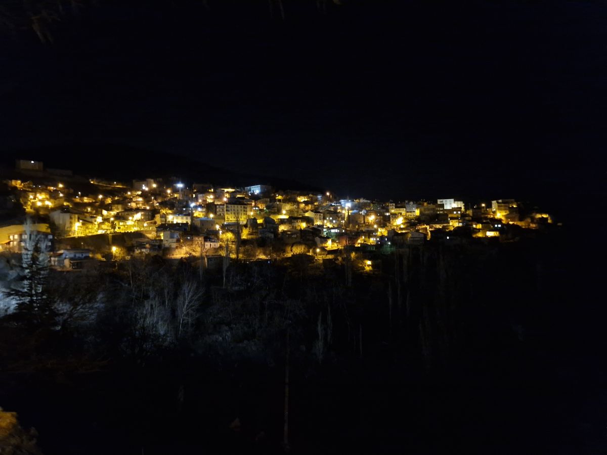 Prévisions météo avec de superbes photos de batuhantelim