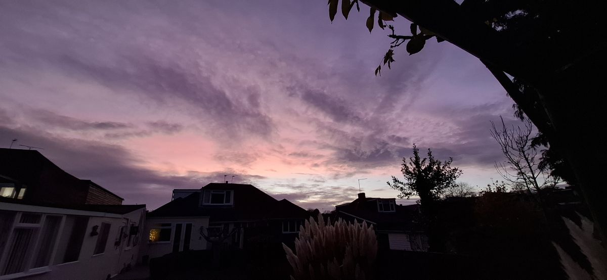 Photos météo à Maidstone. Prévisions météo avec de superbes photos de Lolli