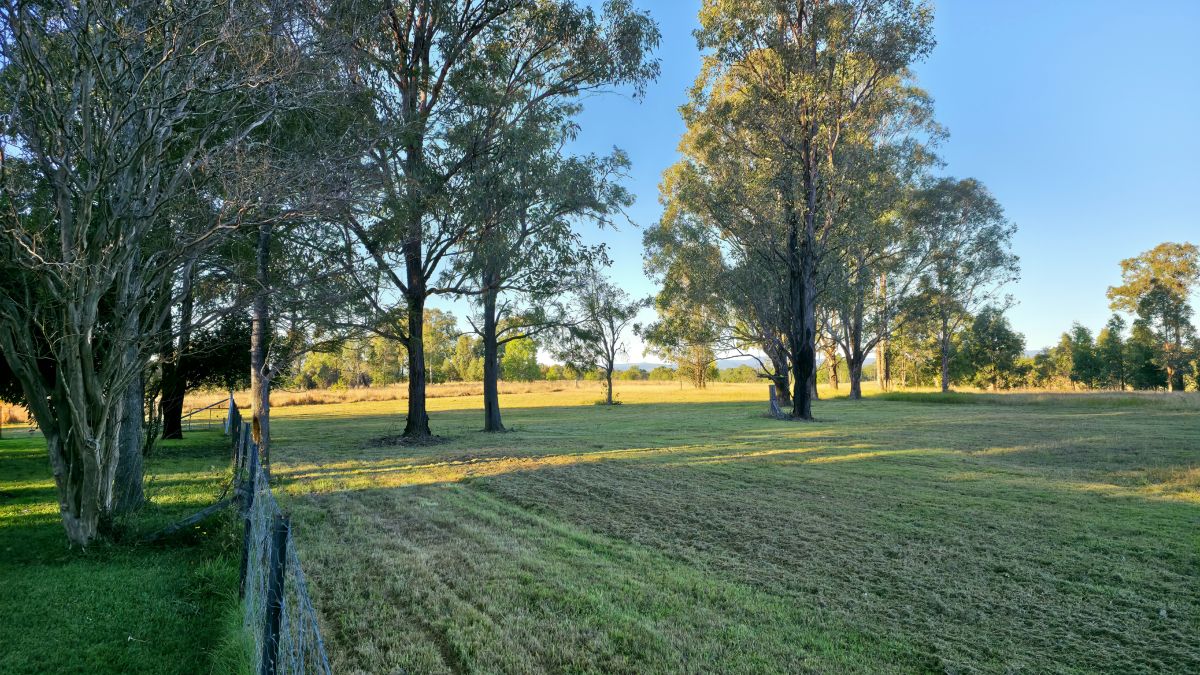Weather Photos in Australia. Weather forecasts with beautiful photos by FrogAdams