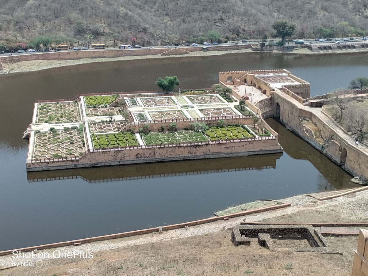 Weather Photos in Amber. Weather forecasts with beautiful photos by Blulotus