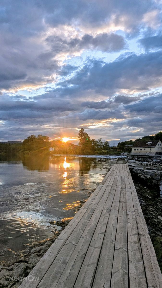 Weather forecasts with beautiful photos by Soulbro