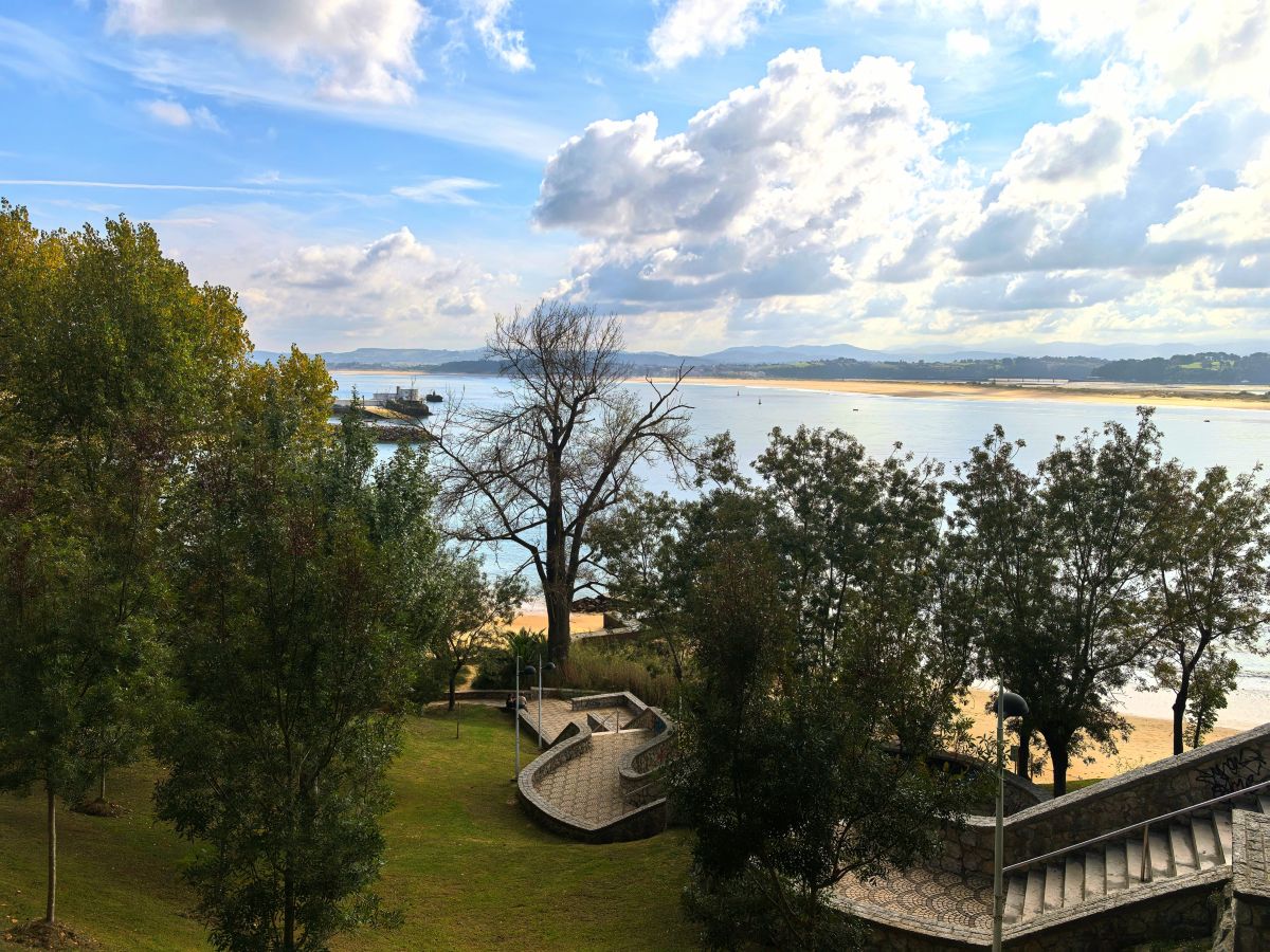 Weather Photos in Santander. Weather forecasts with beautiful photos by Lomarog