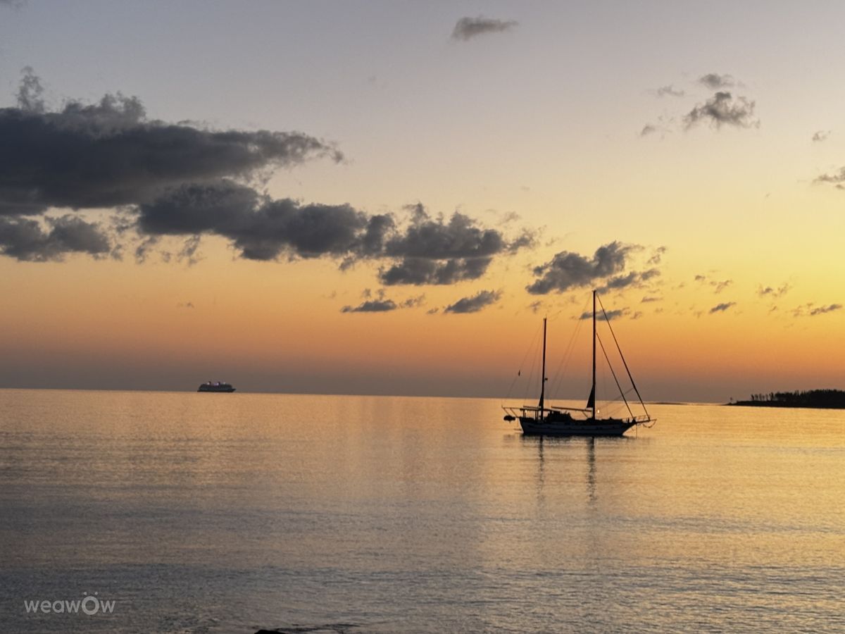 Weather Photos in Bahamas. Weather forecasts with beautiful photos by Pekeller