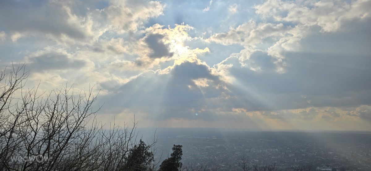 Weather forecasts with beautiful photos by Jarvis412