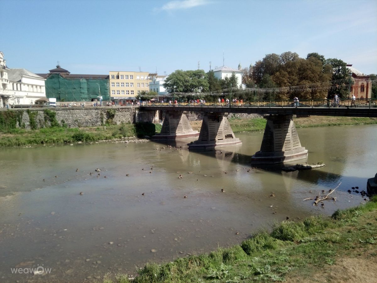 Fotografos ehdd, Fotos do tempo em Uzhgorod - Weawow