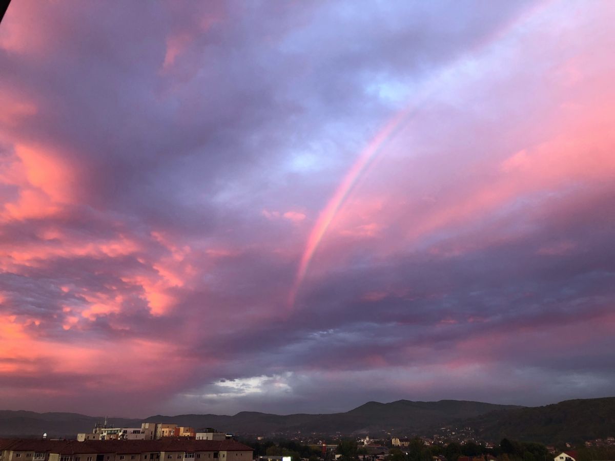 Photos météo à Vâlcea. Prévisions météo avec de superbes photos de Evgeniy79