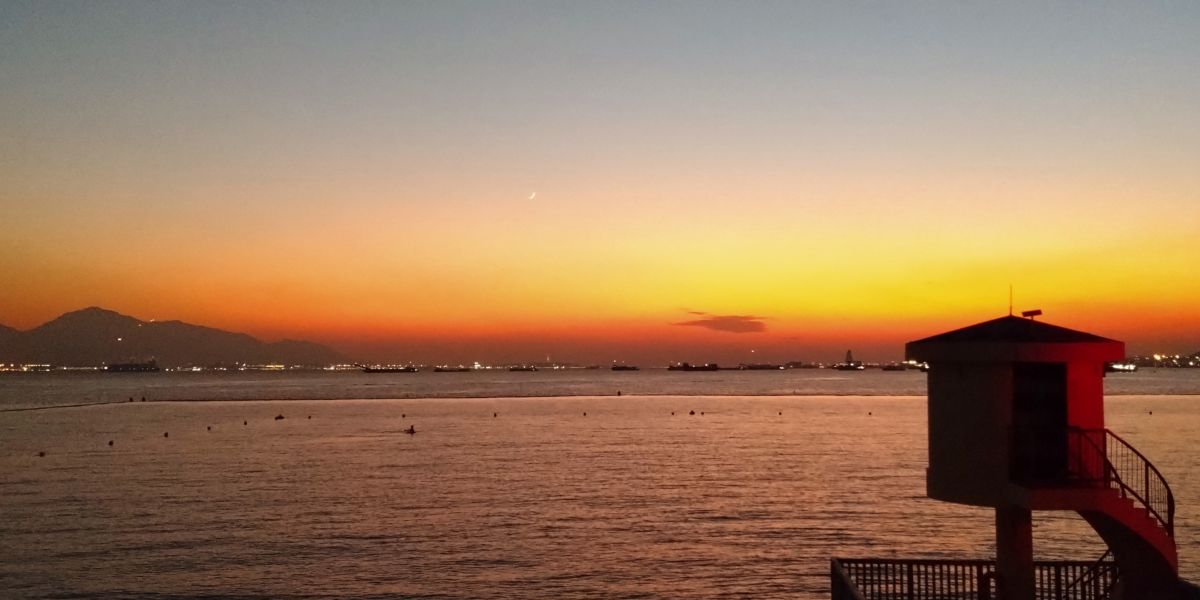 Weather forecasts with beautiful photos by Ensign_Lau